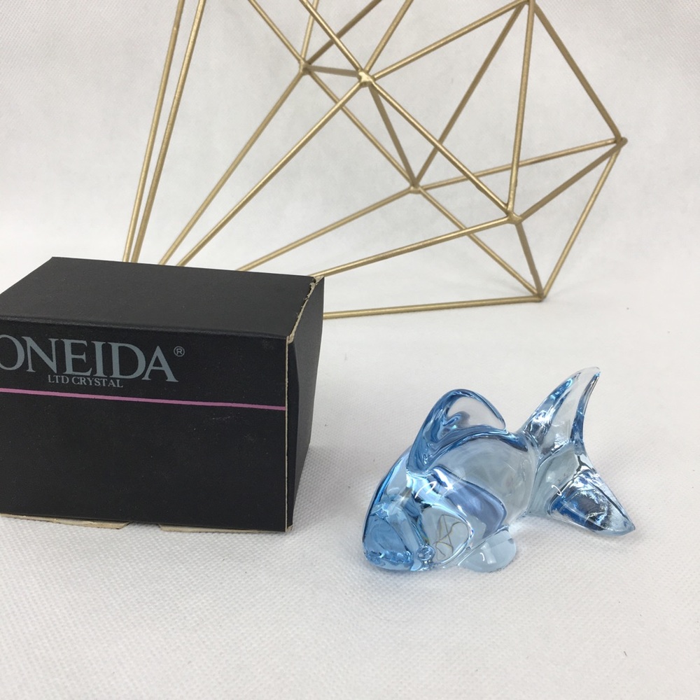 Oneida Crystal Hand Blown Blue Fish